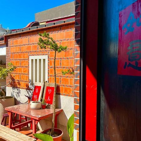 模範人家-包棟-彼岸市區館 جينتشينغ المظهر الخارجي الصورة
