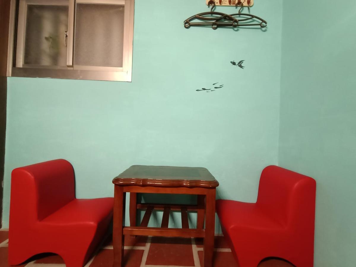 模範人家-包棟-彼岸市區館 جينتشينغ المظهر الخارجي الصورة