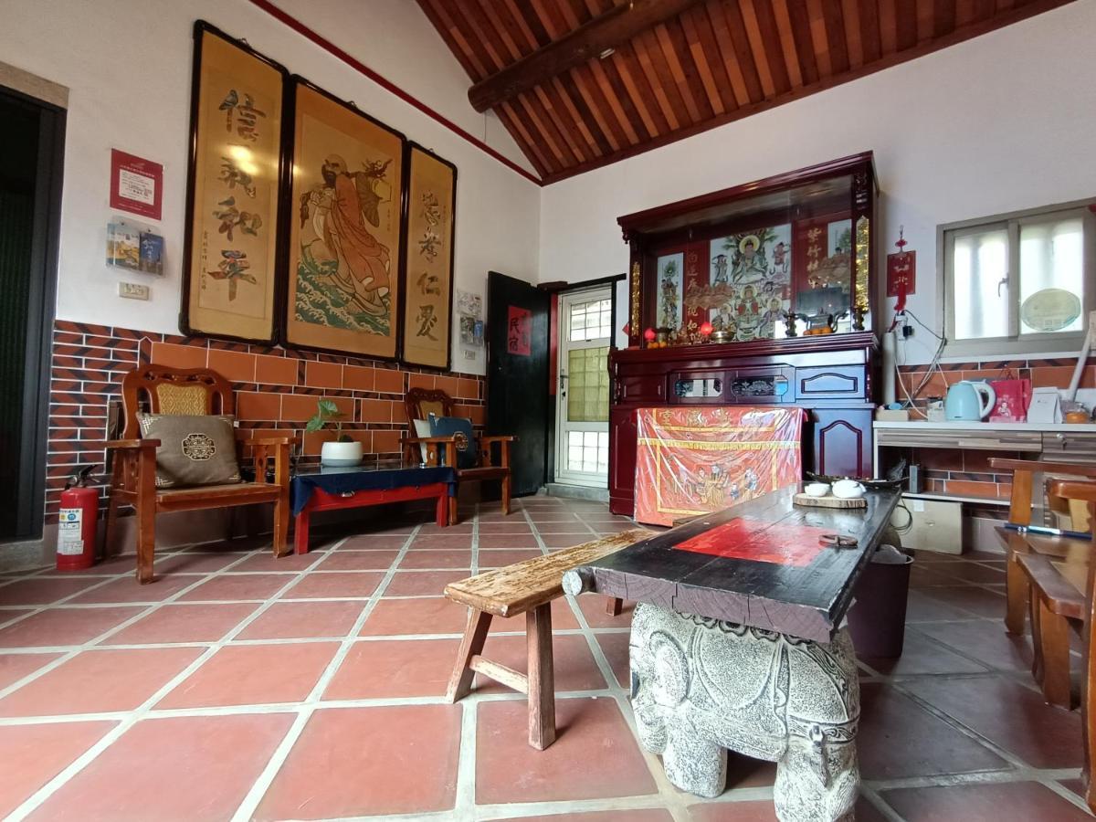模範人家-包棟-彼岸市區館 جينتشينغ المظهر الخارجي الصورة