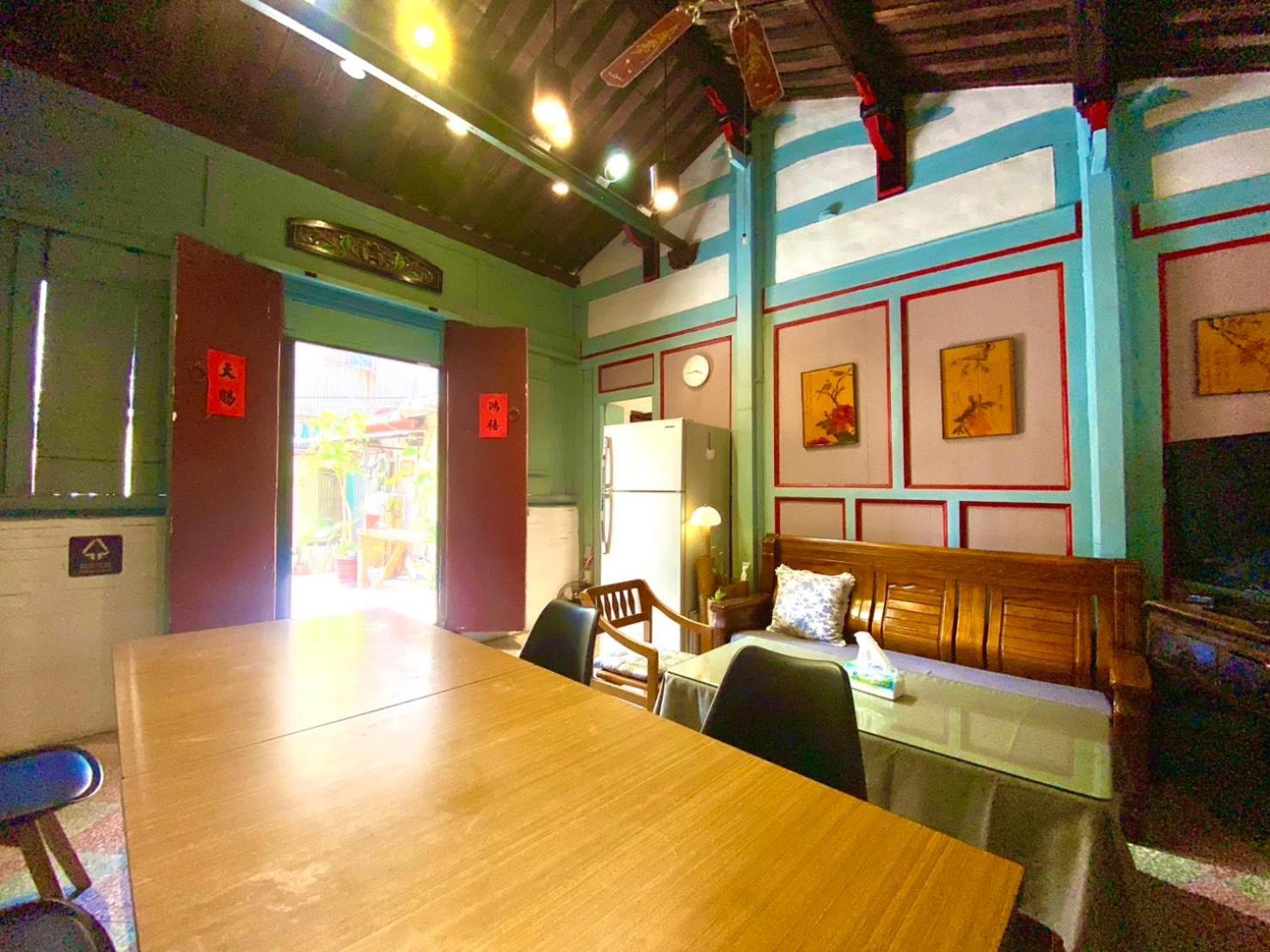 模範人家-包棟-彼岸市區館 جينتشينغ المظهر الخارجي الصورة