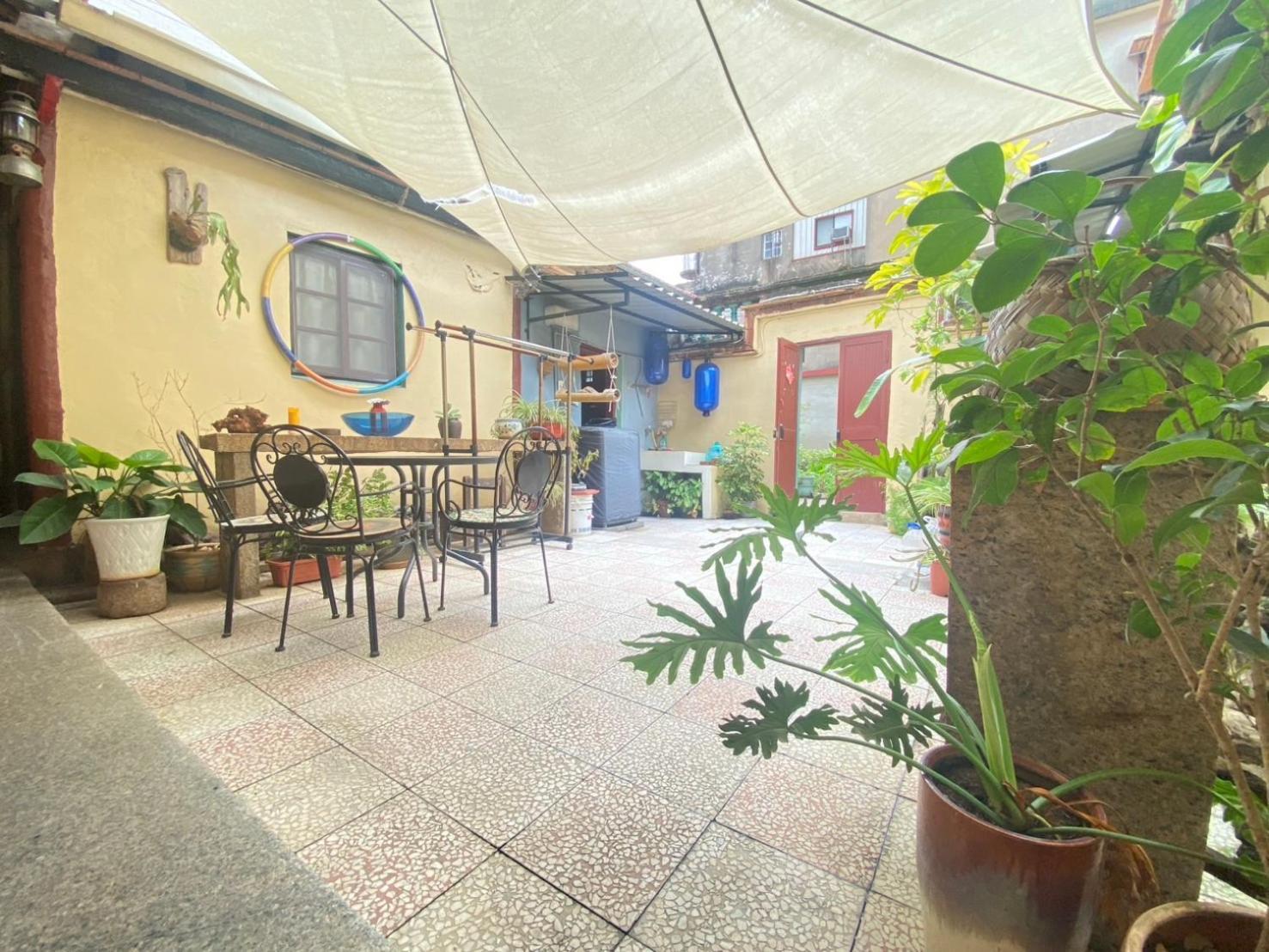 模範人家-包棟-彼岸市區館 جينتشينغ المظهر الخارجي الصورة